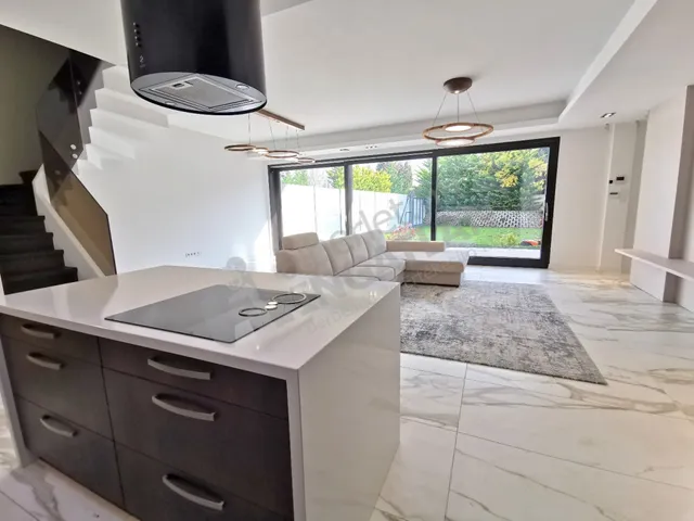 Kiadó ház Budapest XI. kerület, Sasad-Sashegy XI. ker. 200 nm