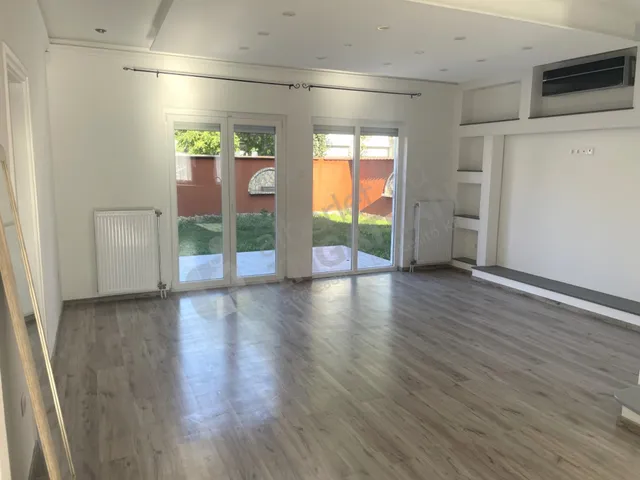 Kiadó lakás Budapest XXI. kerület 120 nm