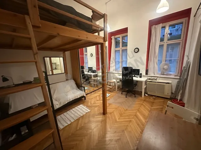 Kiadó lakás Budapest VI. kerület, Weiner Leó utca 25 nm