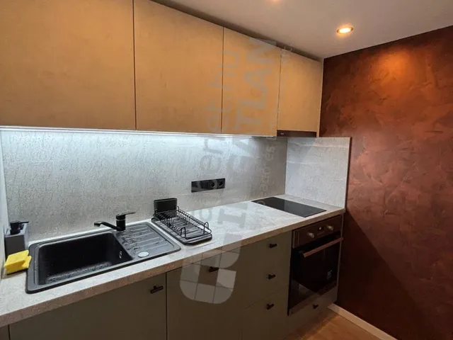 Kiadó lakás Budapest VI. kerület, Nagymező utca 20 nm
