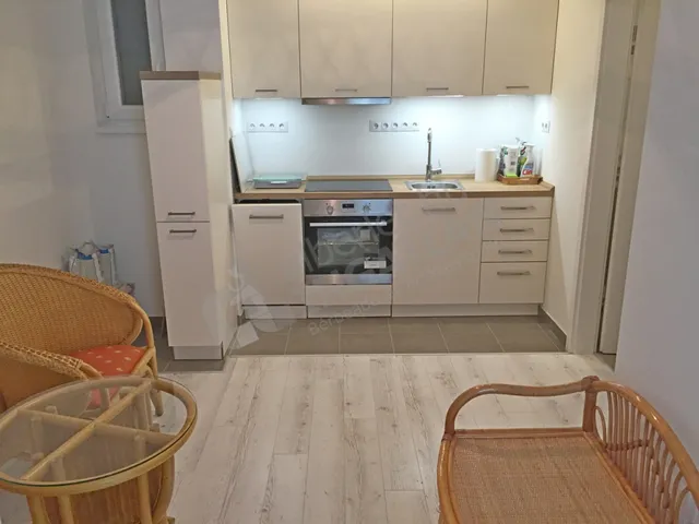 Kiadó lakás Budapest VI. kerület, Vörösmarty utca 30 nm
