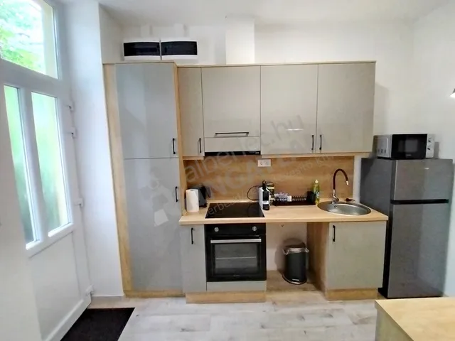Kiadó lakás Budapest VI. kerület 24 nm