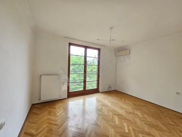 Kiadó lakás Budapest II. kerület, Szépvölgy, Selyemakác utca 110 nm