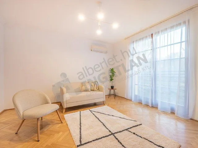 Kiadó lakás Budapest II. kerület, Szépvölgy, Selyemakác utca 110 nm