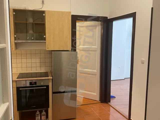 Kiadó lakás Budapest VIII. kerület, Bródy Sándor utca 45 nm