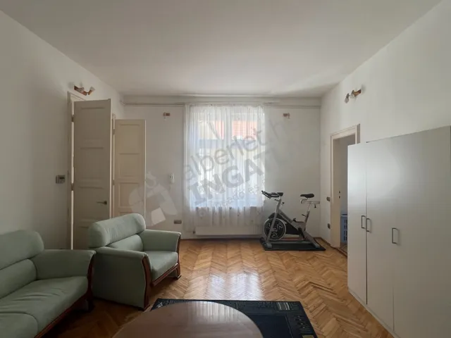 Kiadó lakás Budapest VI. kerület 86 nm