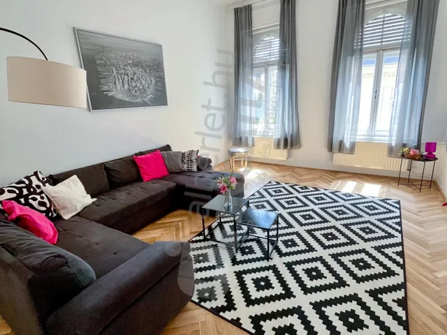 Kiadó lakás Budapest V. kerület, Belváros 75 nm