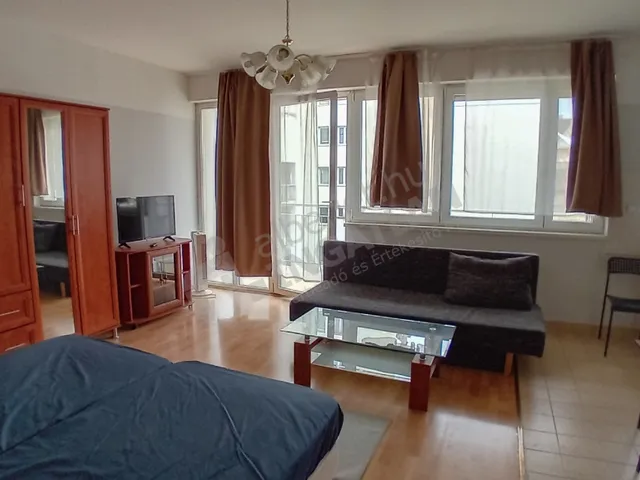 Kiadó lakás Budapest VII. kerület, Belső-Erzsébetváros, Klauzál utca 36 nm
