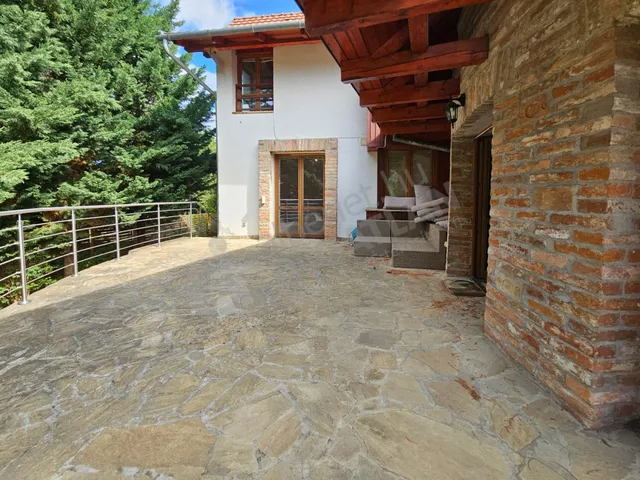 Kiadó ház Budapest II. kerület 280 nm