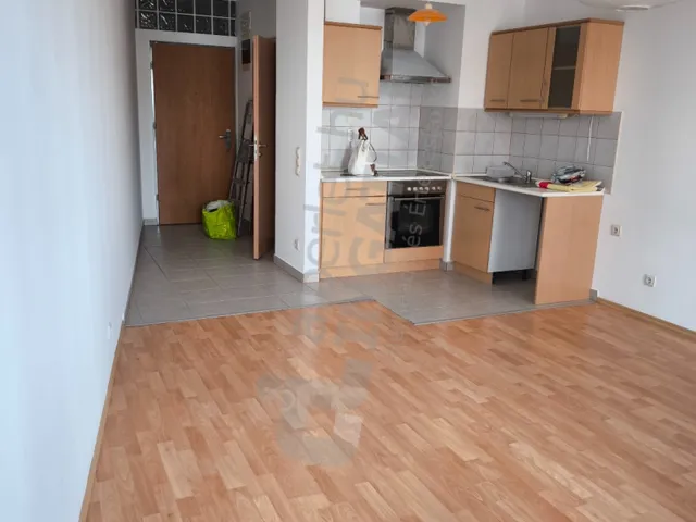 Kiadó lakás Budapest XXI. kerület, II. Rákóczi Ferenc út 31 nm