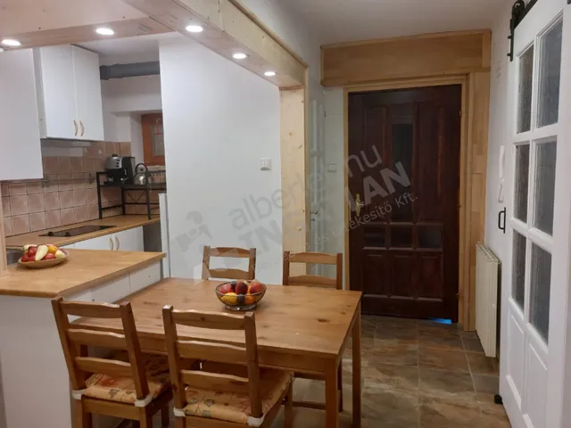 Kiadó lakás Budapest II. kerület, Huba vezér utca 70 nm