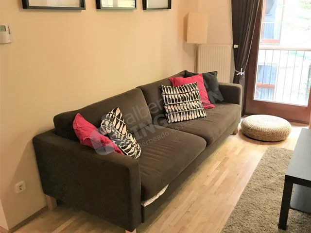Kiadó lakás Budapest VII. kerület, Belső-Erzsébetváros, Kazinczy utca 59 nm