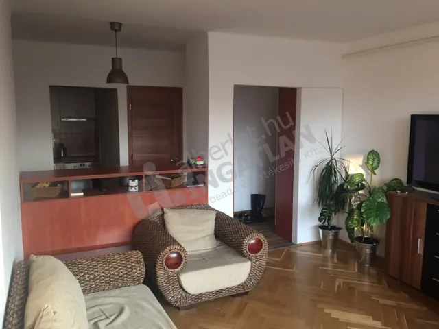 Kiadó lakás Budapest XI. kerület, Gellérthegy, Szirtes utca 44 nm