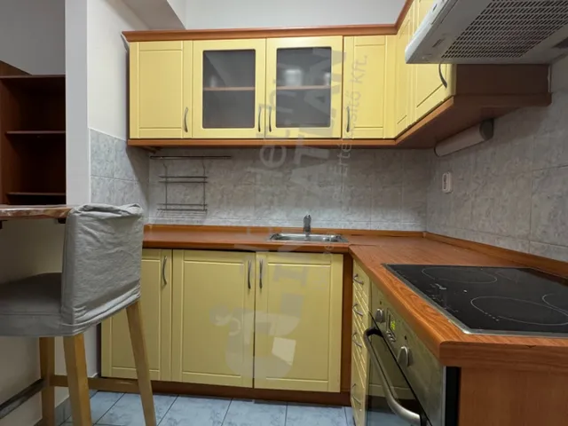 Eladó lakás Budapest VIII. kerület, Baross utca 33 nm