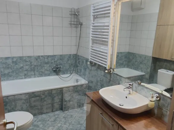 Kiadó lakás Budapest IX. kerület, Haller utca 49 nm