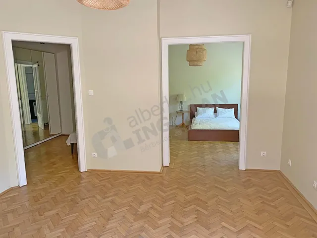Kiadó lakás Budapest I. kerület, Attila út 73 nm