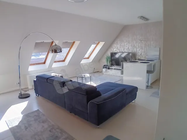 Kiadó lakás Budapest VI. kerület, Bajnok utca 52 nm