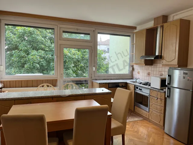 Kiadó lakás Budapest II. kerület, Szemlőhegy 50 nm