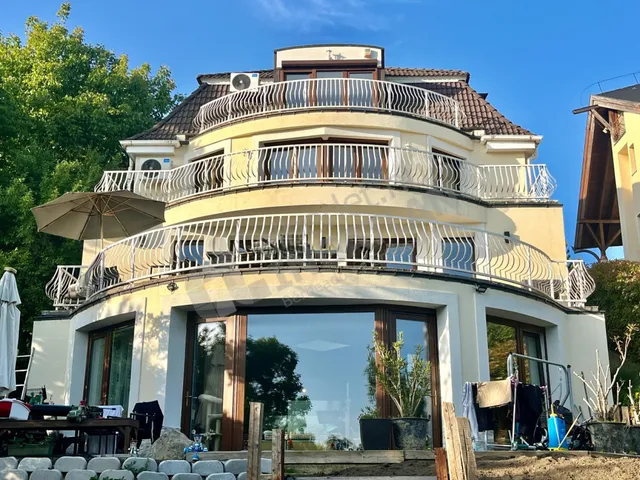 Eladó ház Budapest II. kerület 346 nm