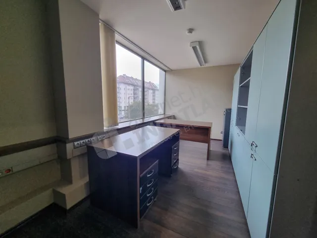 Kiadó lakás Budapest IX. kerület, Boráros tér 168 nm