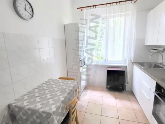 Kiadó lakás Budapest XI. kerület, Albertfalva, Fegyvernek utca 54 nm