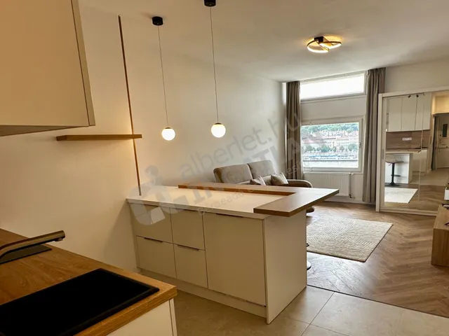 Kiadó lakás Budapest V. kerület, Lipótváros, Széchenyi utca 30 nm