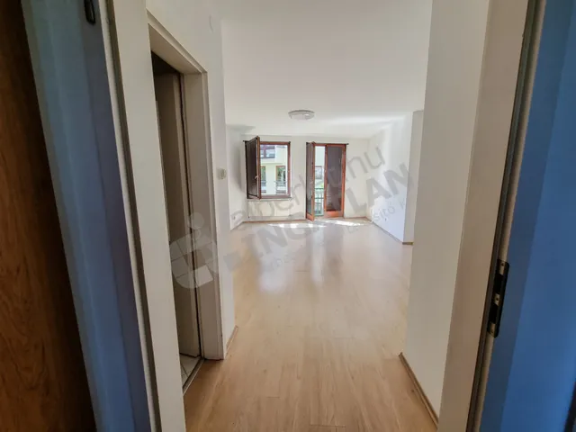 Kiadó lakás Budapest IX. kerület, Soroksári út 30 nm