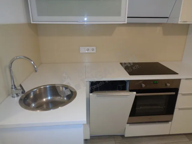 Kiadó lakás Budapest VII. kerület, Belső-Erzsébetváros, Rákóczi út 58 nm