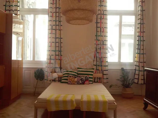 Kiadó lakás Budapest VIII. kerület, Szentkirályi utca 43 nm