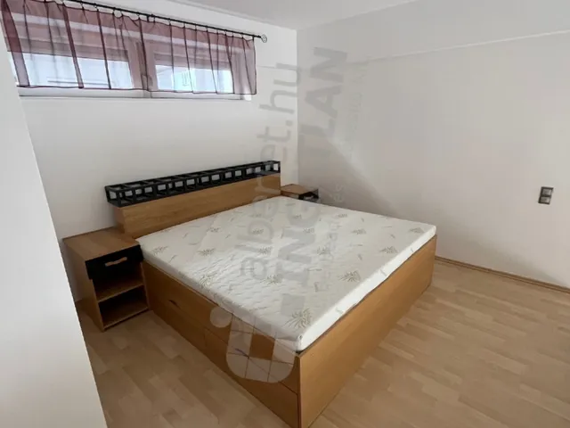 Eladó lakás Budapest VIII. kerület, Futó utca 71 nm