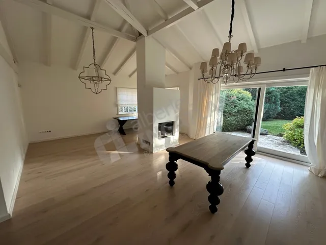 Kiadó ház Budapest II. kerület 260 nm