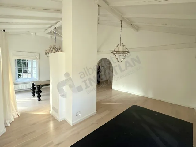 Kiadó ház Budapest II. kerület, Tárnok utca 260 nm