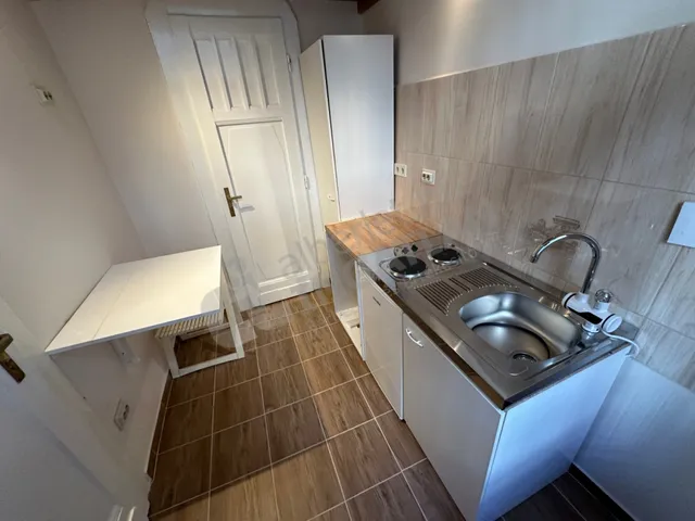 Kiadó lakás Budapest V. kerület, Belváros, Papnövelde utca 22 nm