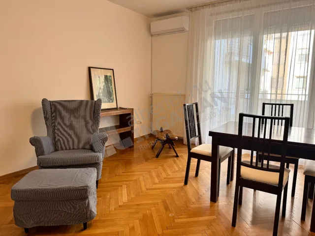 Kiadó lakás Budapest I. kerület, Zsolt utca 86 nm