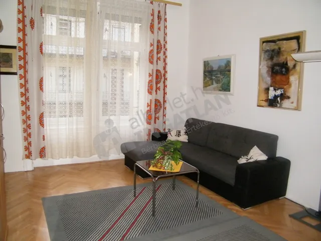 Kiadó lakás Budapest VIII. kerület, Práter utca 46 nm