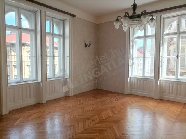 Kiadó lakás Budapest VIII. kerület, József körút 127 nm