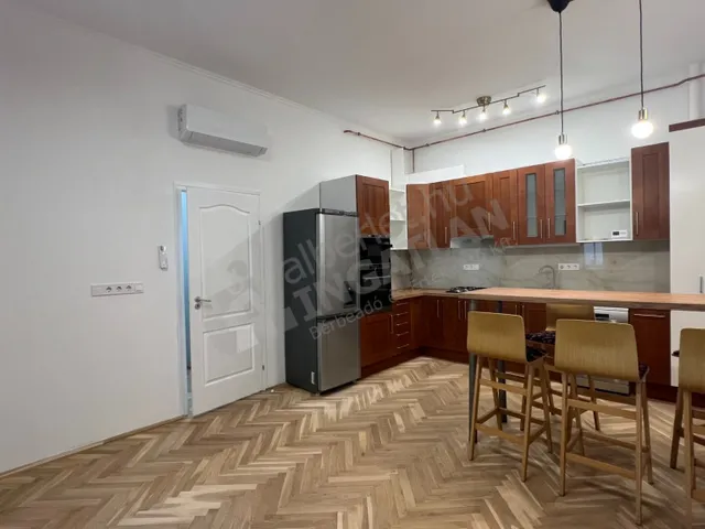 Kiadó lakás Budapest IX. kerület, Ferenc körút 60 nm