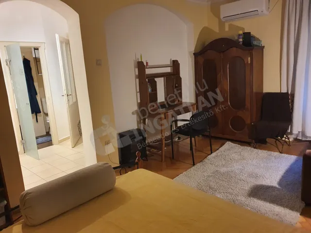 Kiadó lakás Budapest VI. kerület 28 nm
