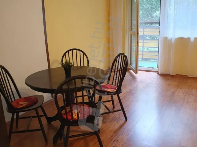 Kiadó lakás Budapest XII. kerület, Svábhegy, Õzike utca 49 nm