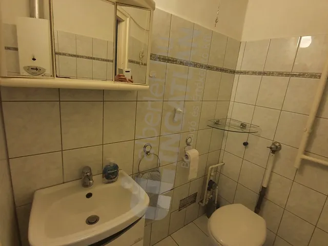 Kiadó lakás Budapest IX. kerület, Toronyház utca 39 nm