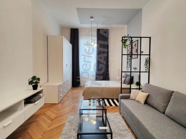 Kiadó lakás Budapest VI. kerület 37 nm