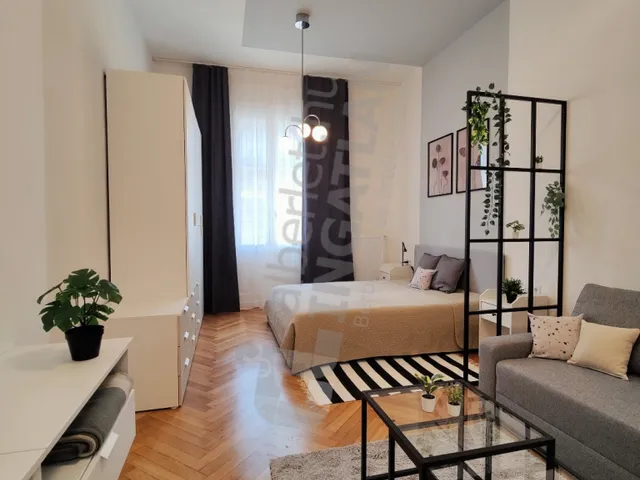 Kiadó lakás Budapest VI. kerület, Teréz körút 37 nm