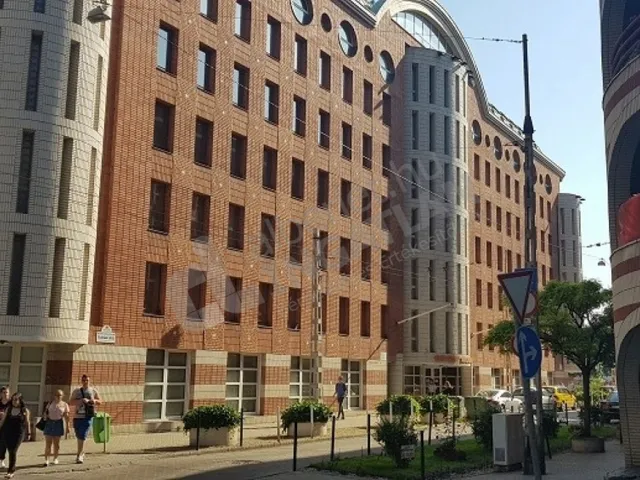 Kiadó lakás Budapest VIII. kerület, Szeszgyár utca 98 nm