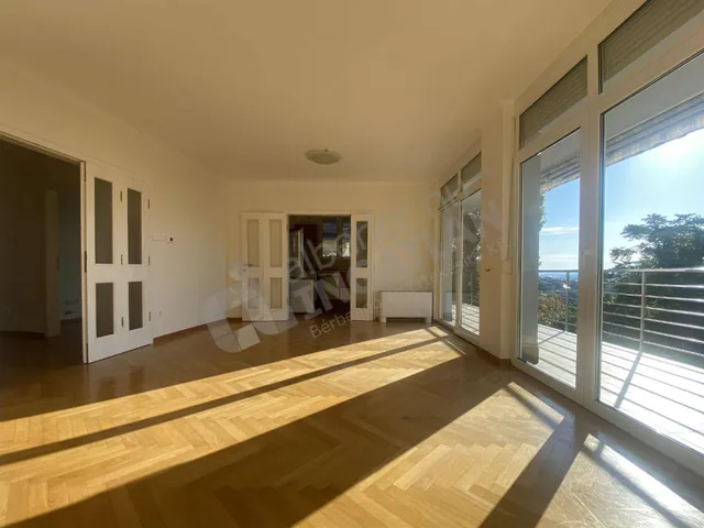 Kiadó lakás Budapest II. kerület, Rézmál 100 nm