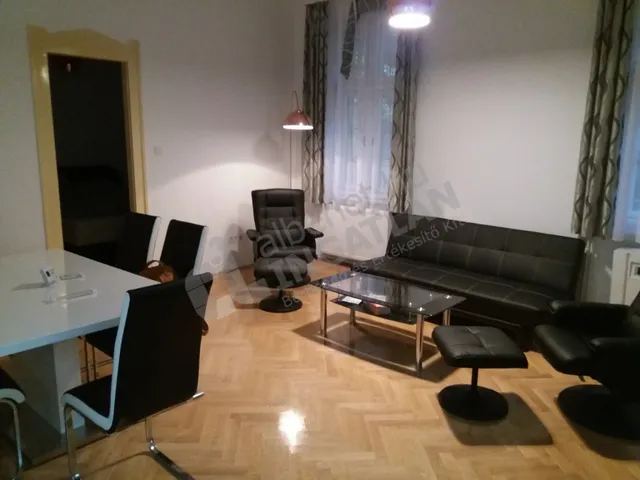 Kiadó lakás Budapest I. kerület, Mátray utca 68 nm