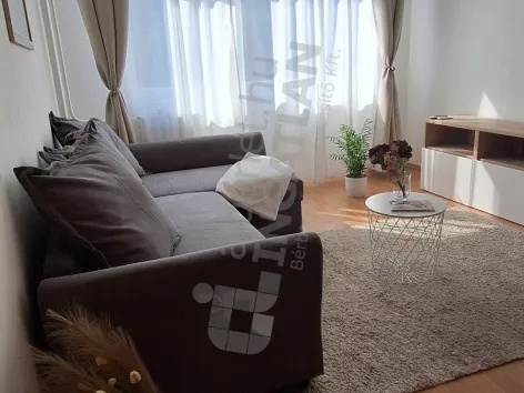 Kiadó lakás Budapest XIII. kerület, Angyalföld, Gyöngyösi utca 35 nm