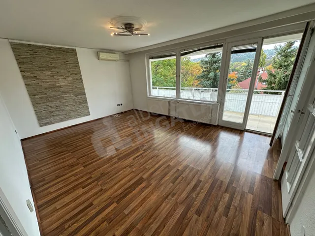 Kiadó lakás Budapest II. kerület, Pasarét, Pasaréti út 100 nm