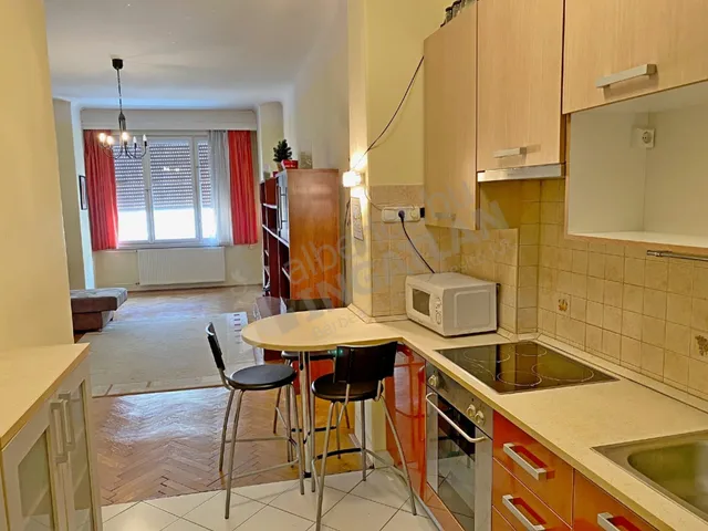 Eladó lakás Budapest IX. kerület, Ráday utca 36 nm