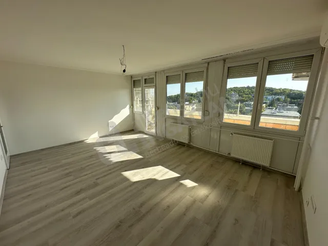 Kiadó lakás Budapest XII. kerület, Istenhegy, Istenhegyi út 71 nm
