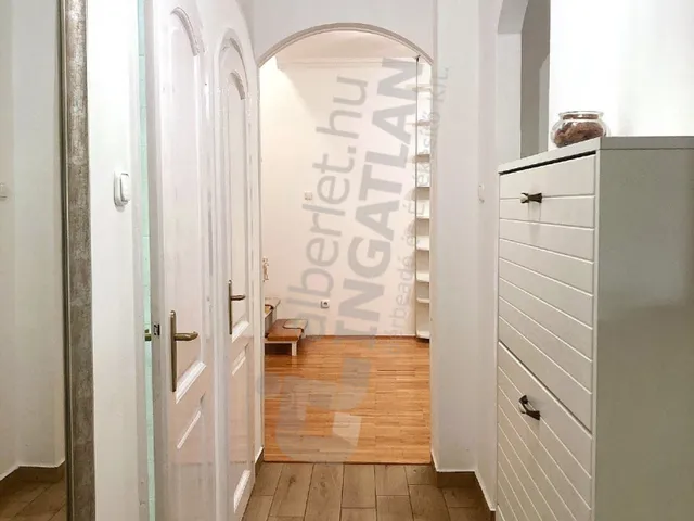 Kiadó lakás Budapest XVI. kerület, Mátyásföld, Hunyadvár utca 88 nm